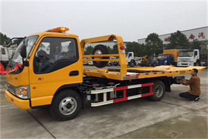 长兴乡哪里有拖车服务